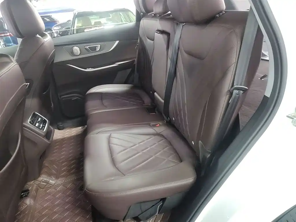 Chery Tiggo 8 PLUS — фото 17