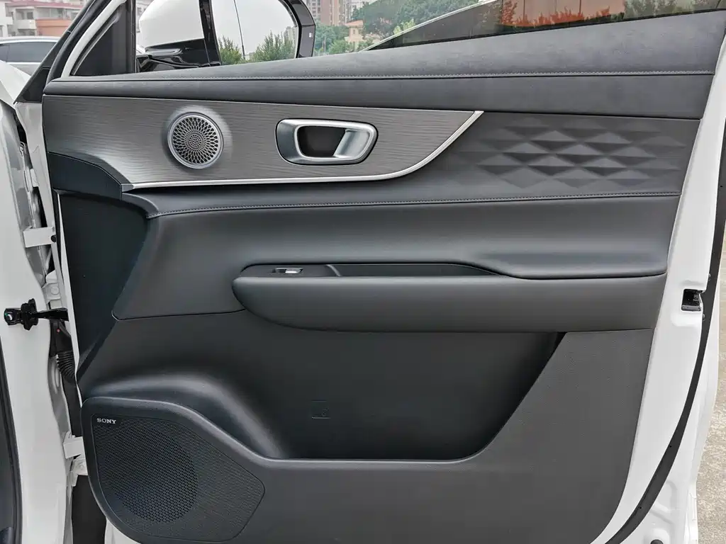 Chery Tiggo 8 PLUS — фото 11