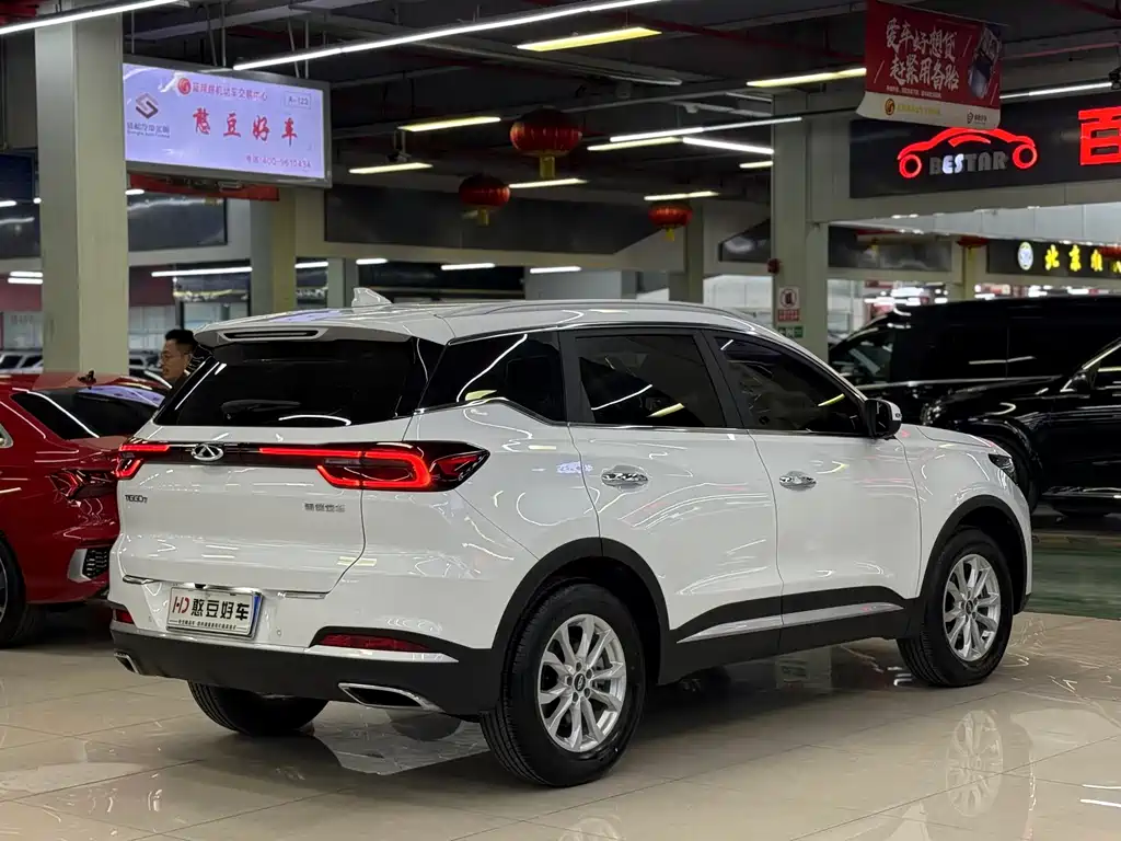 Chery Tiggo 7 — фото 2