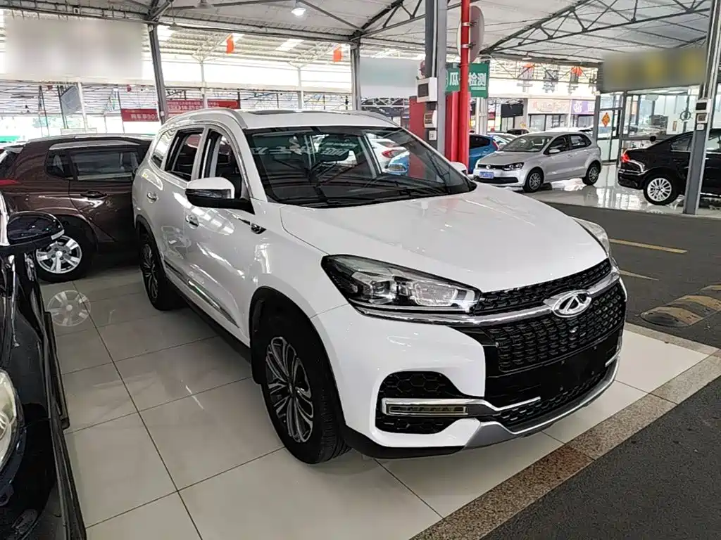 Chery Tiggo 8 — фото 4