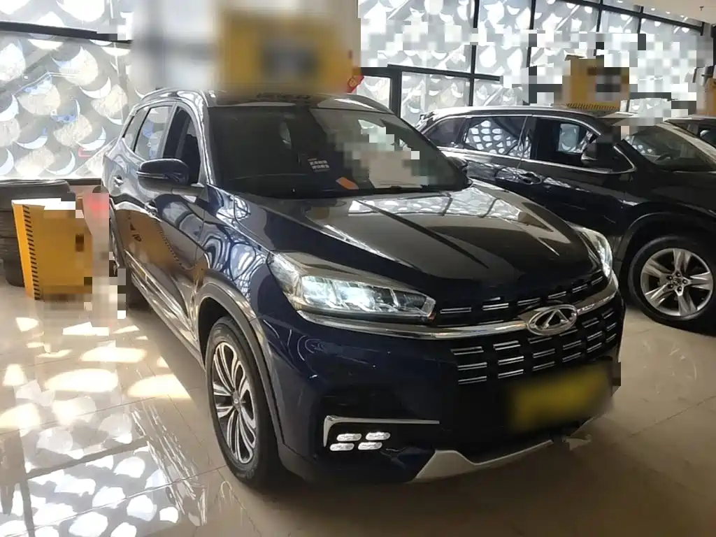 Chery Tiggo 8 — фото 4