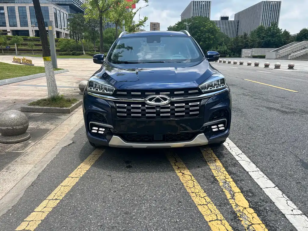 Chery Tiggo 8 — фото 2