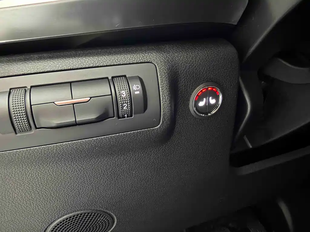 Chery Tiggo 8 — фото 10