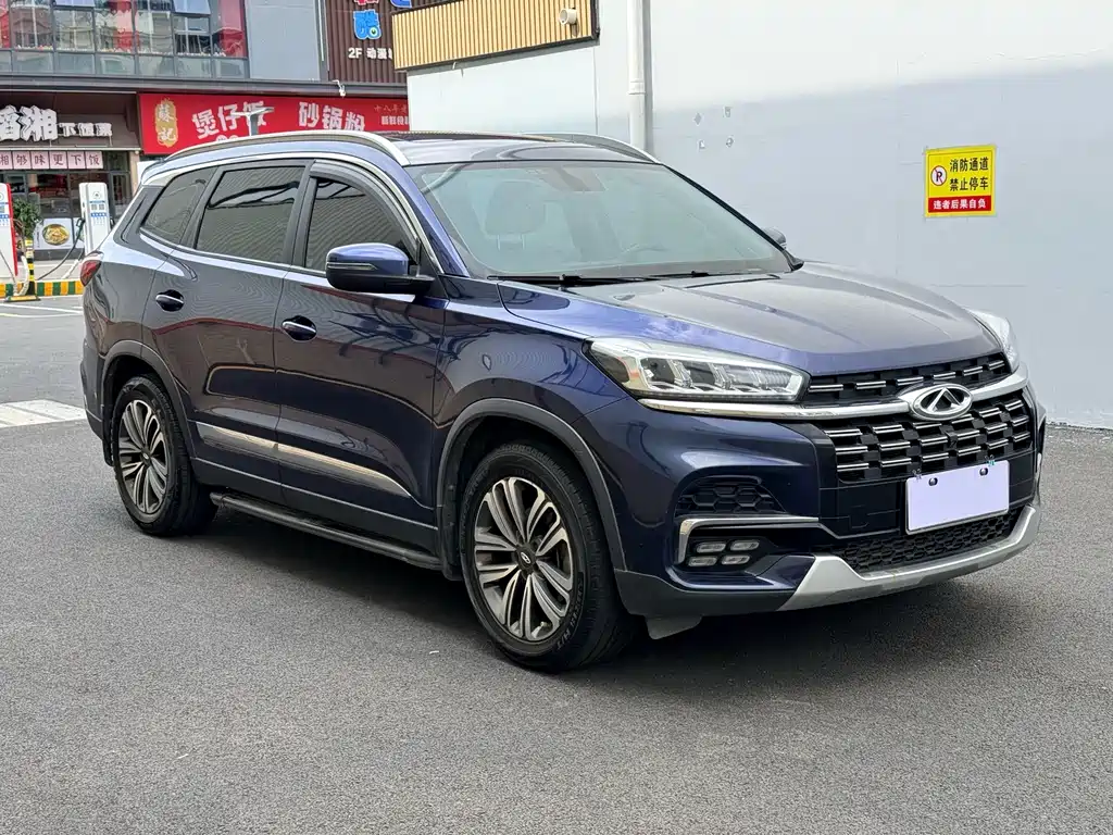 Chery Tiggo 8 — фото 3