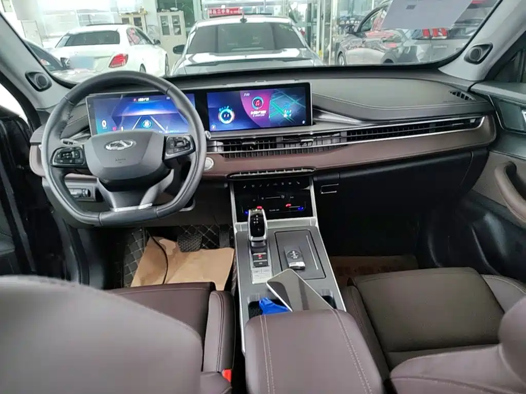 Chery Tiggo 7 — фото 10
