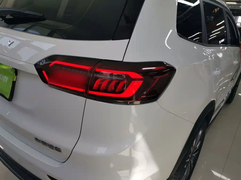Chery Tiggo 8 PLUS — фото 8