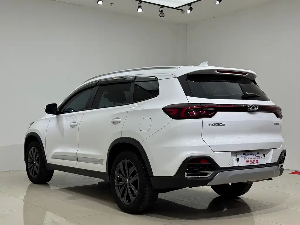 Chery Tiggo 8 — фото 4
