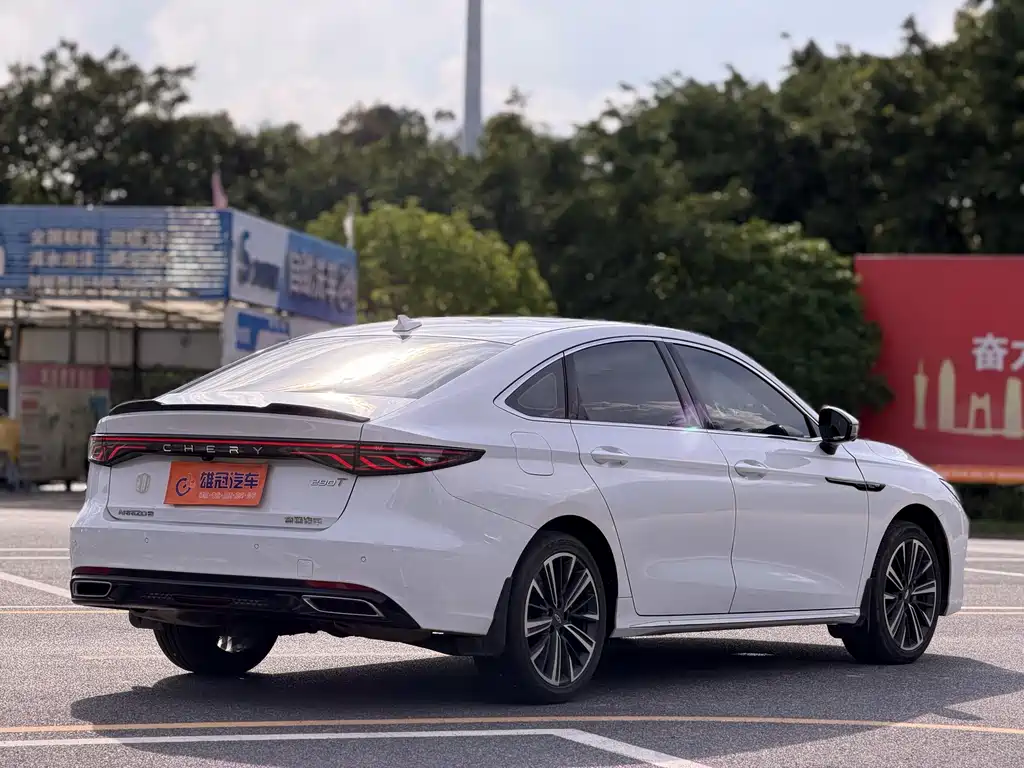 Chery Arrizo 8 PRO — фото 6