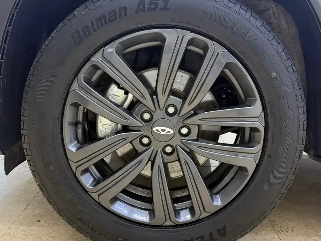 Chery Tiggo 8 — фото 24