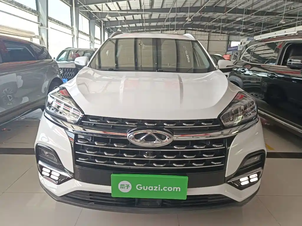 Chery Tiggo 8 — фото 3