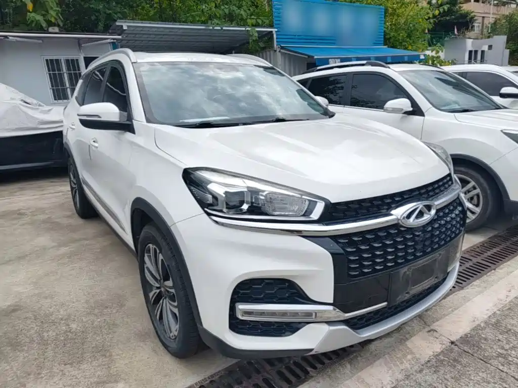 Chery Tiggo 8 — фото 4