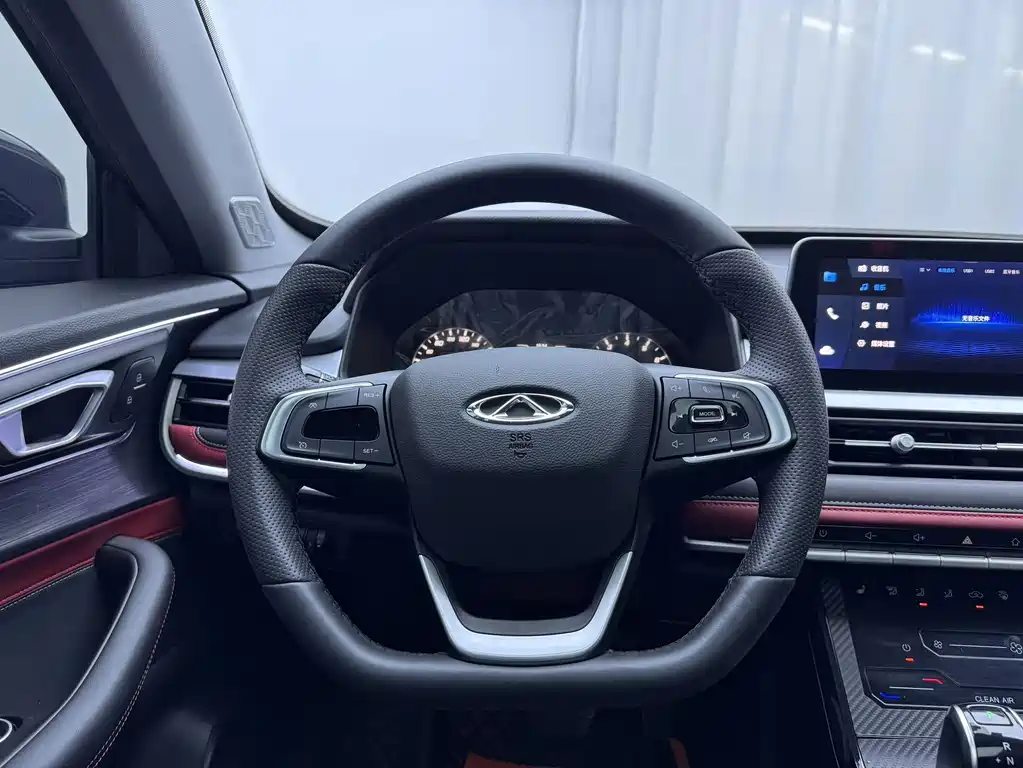 Chery Tiggo 7 — фото 14