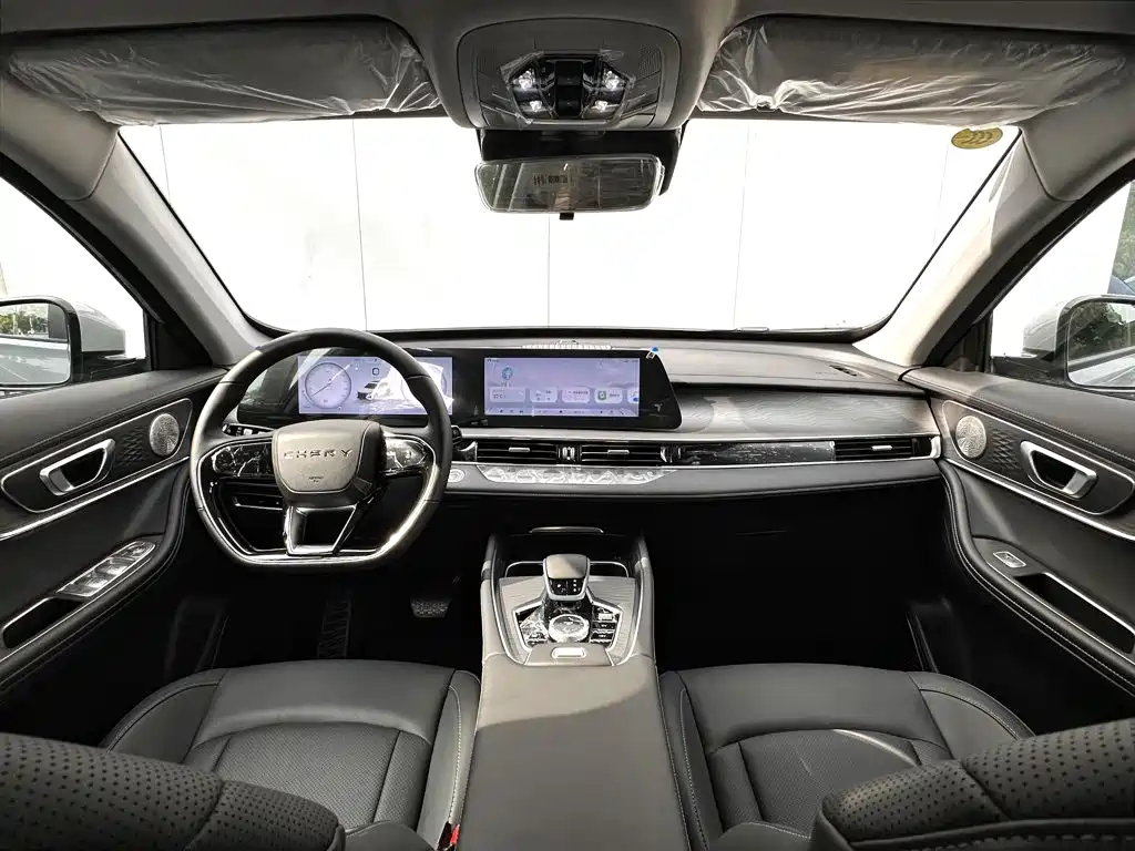 Chery Tiggo 8 PRO NEV — фото 20