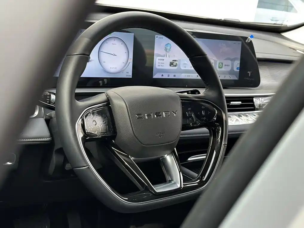 Chery Tiggo 8 PRO NEV — фото 21