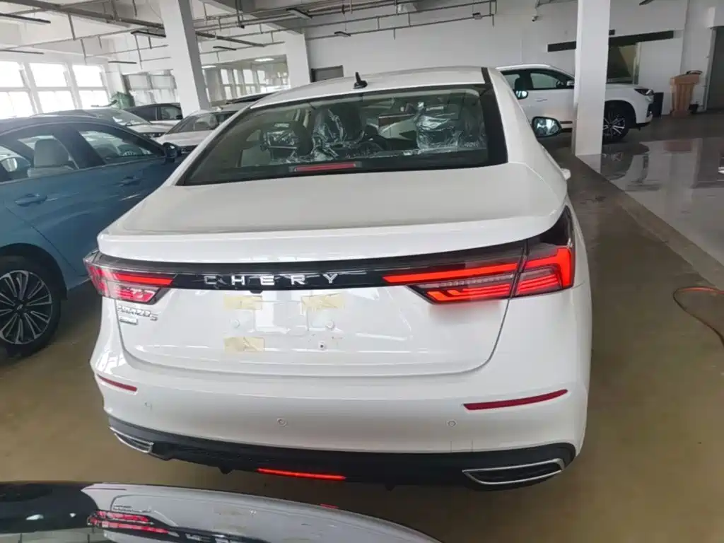 Chery Arrizo 5 PLUS — фото 6