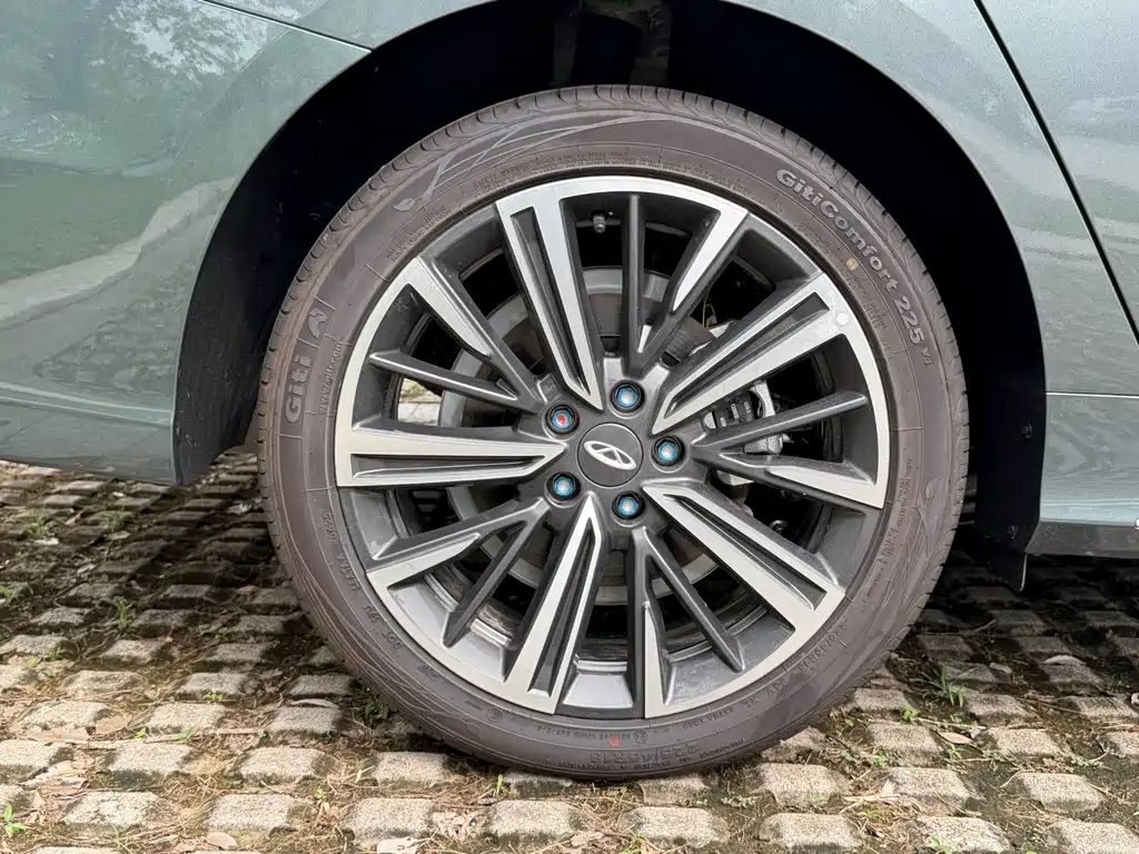 Chery Arrizo 8 PRO — фото 21