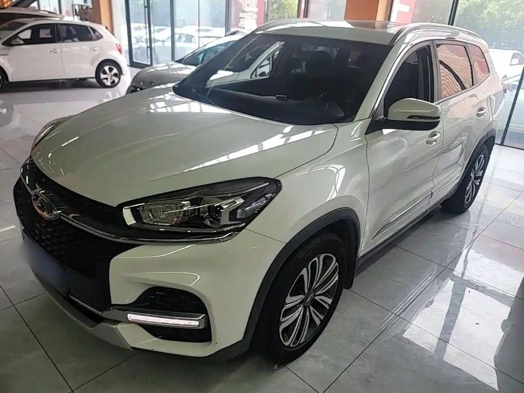Chery Tiggo 8 — фото 2