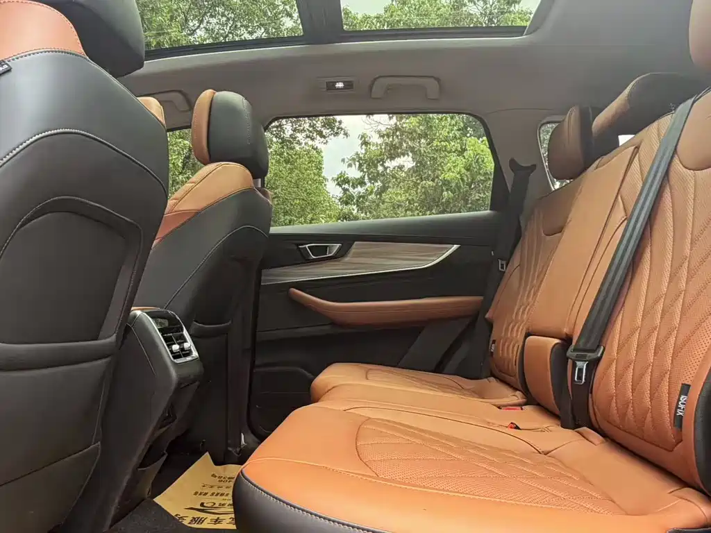 Chery Tiggo 8 PLUS — фото 11