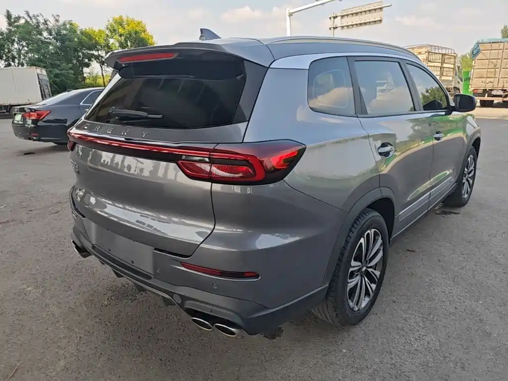 Chery Tiggo 8 — фото 7