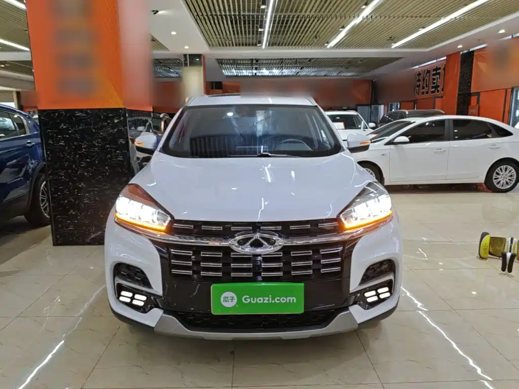 Chery Tiggo 8 — фото 3
