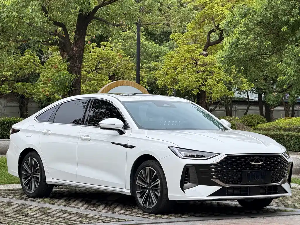 Chery Arrizo 8 PRO — фото 3