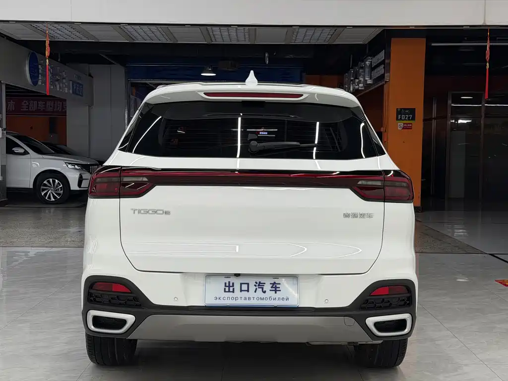 Chery Tiggo 8 — фото 5