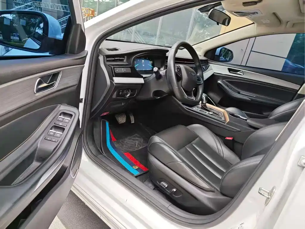 Chery Arrizo 5 PLUS — фото 4