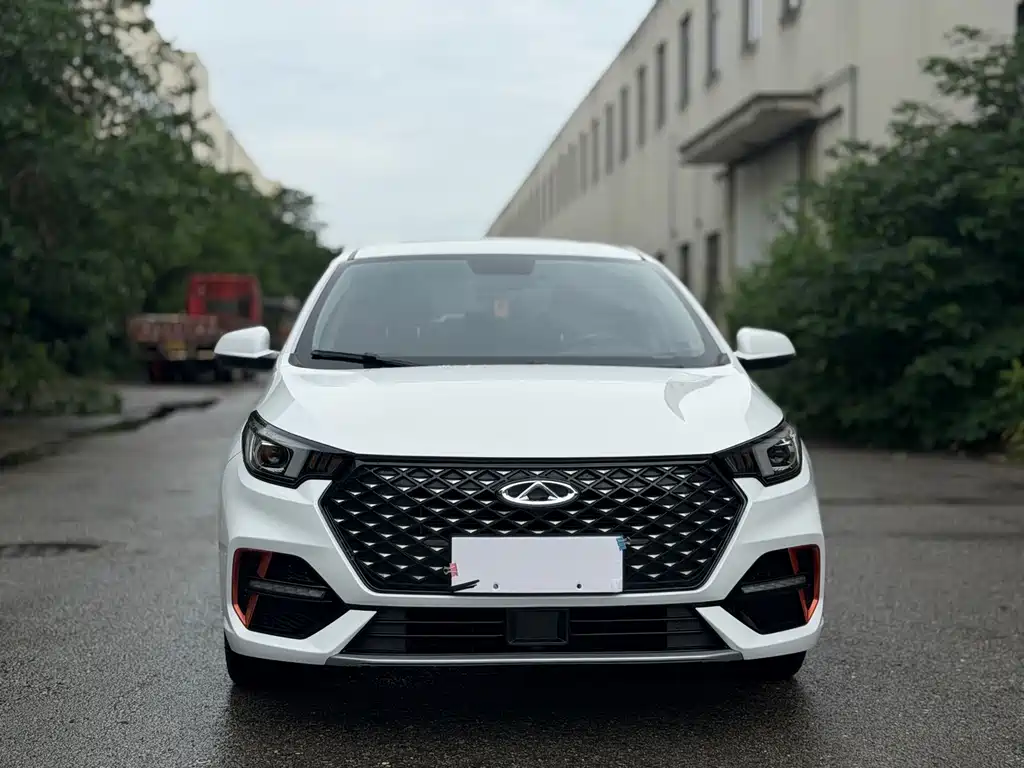 Chery Arrizo 5 PLUS — фото 2
