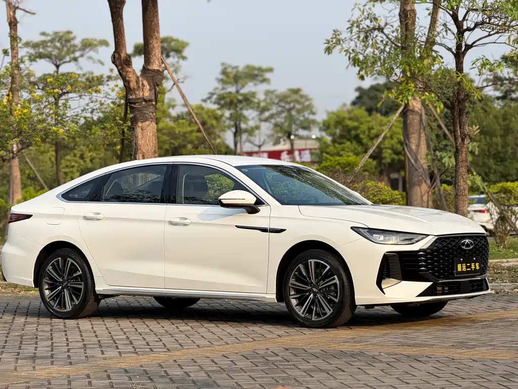 Chery Arrizo 8 PRO — фото 3