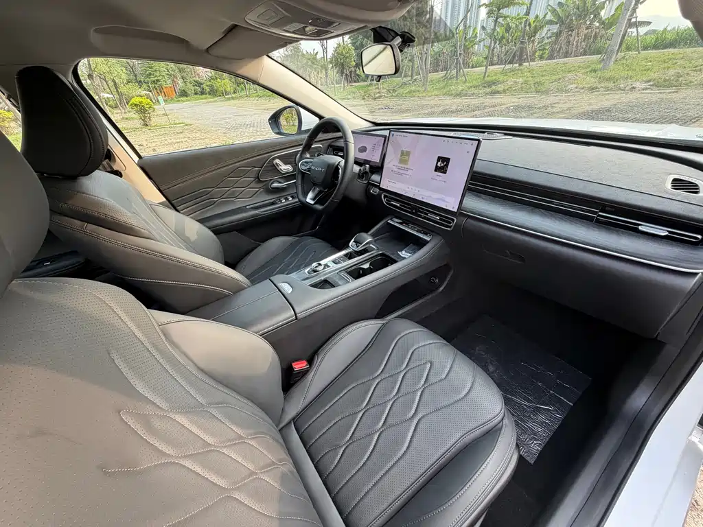 Chery Arrizo 8 PRO — фото 10