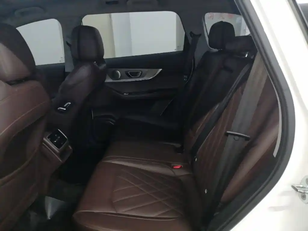 Chery Tiggo 8 PRO — фото 17