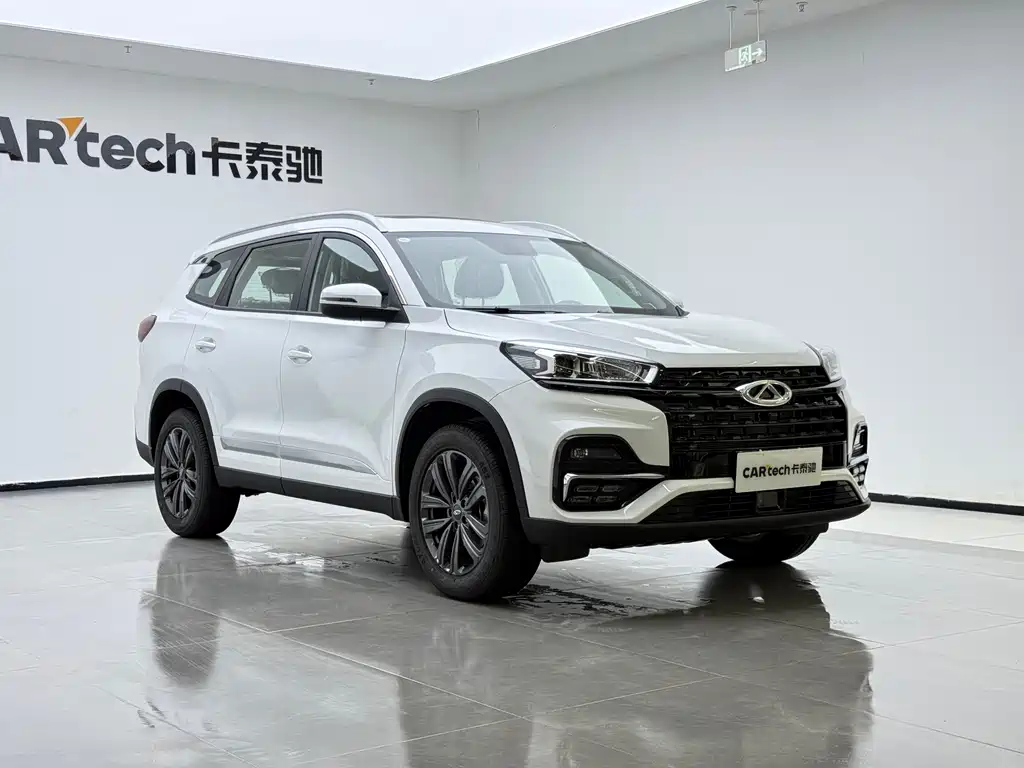 Chery Tiggo 8 — фото 4