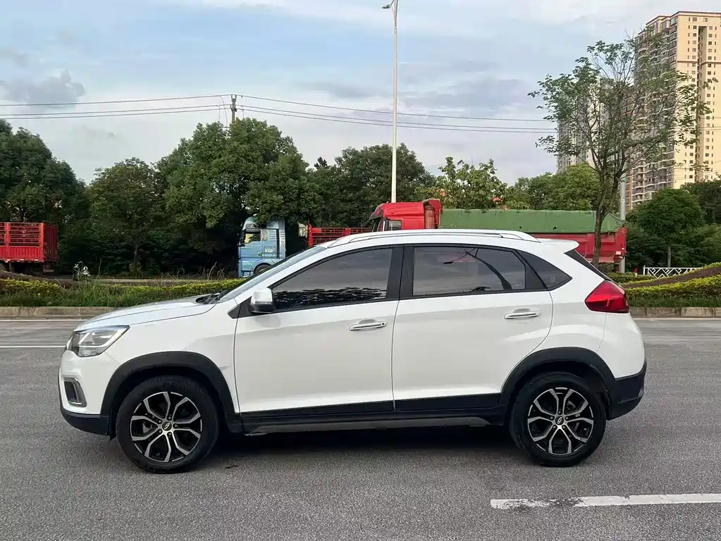 Chery Tiggo 3x — фото 4
