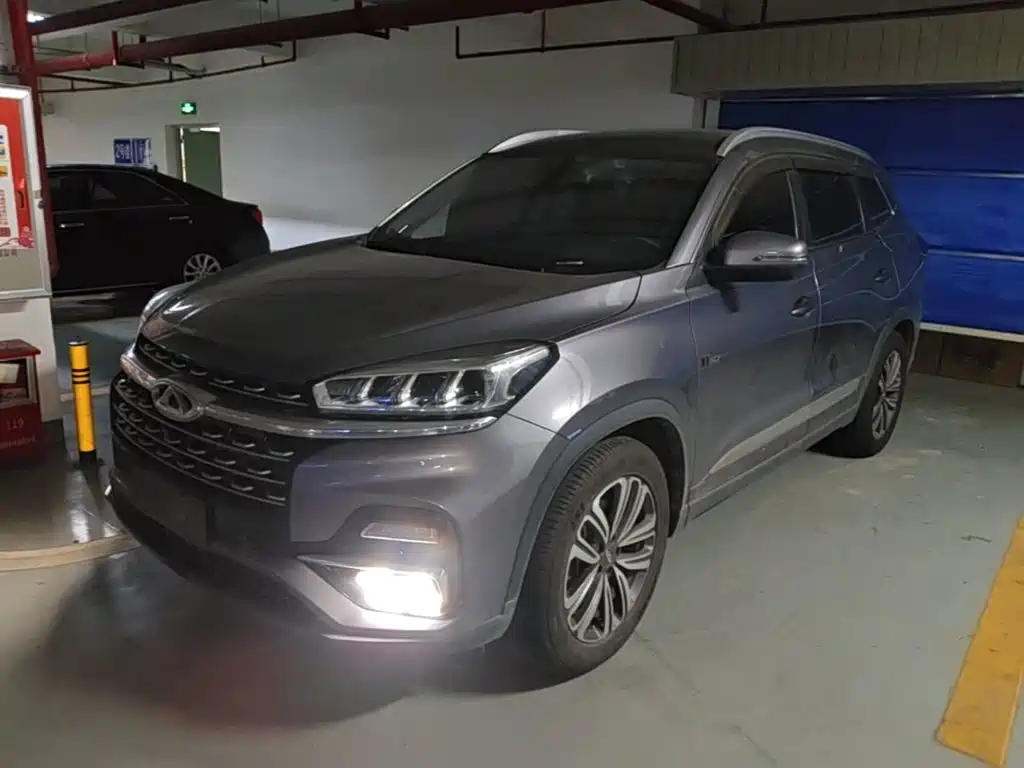Chery Tiggo 8 — фото 2