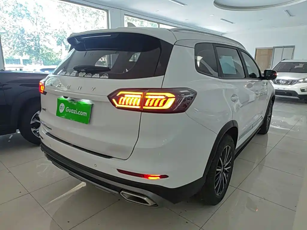 Chery Tiggo 8 PLUS — фото 7