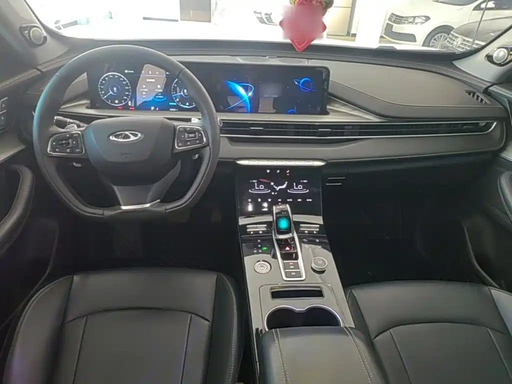 Chery Tiggo 8 PLUS — фото 10