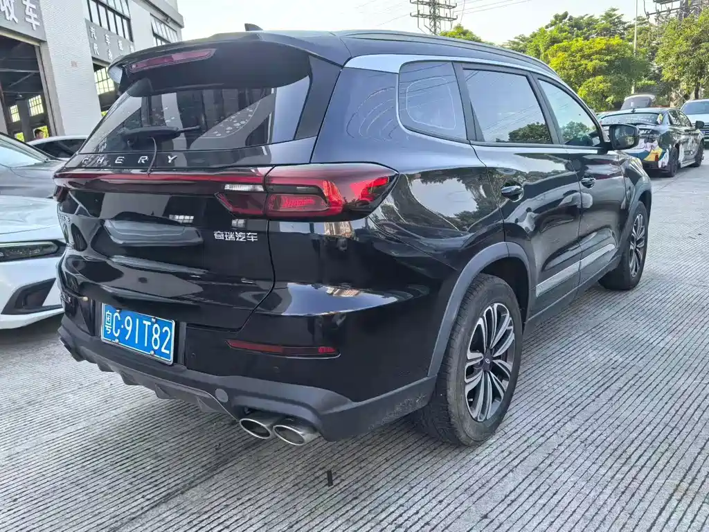 Chery Tiggo 8 — фото 3