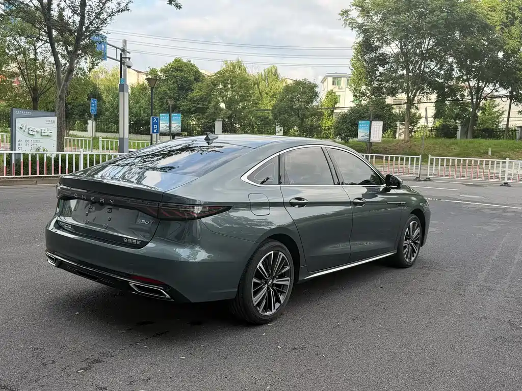 Chery Arrizo 8 PRO — фото 4