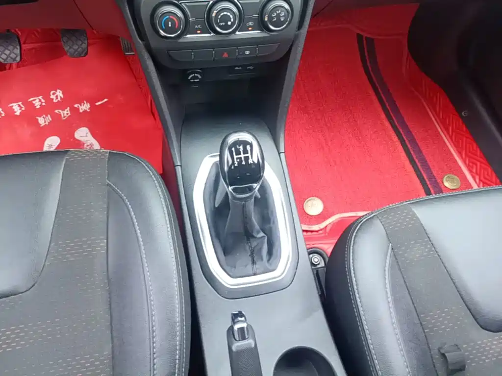 Chery Tiggo 3x — фото 14