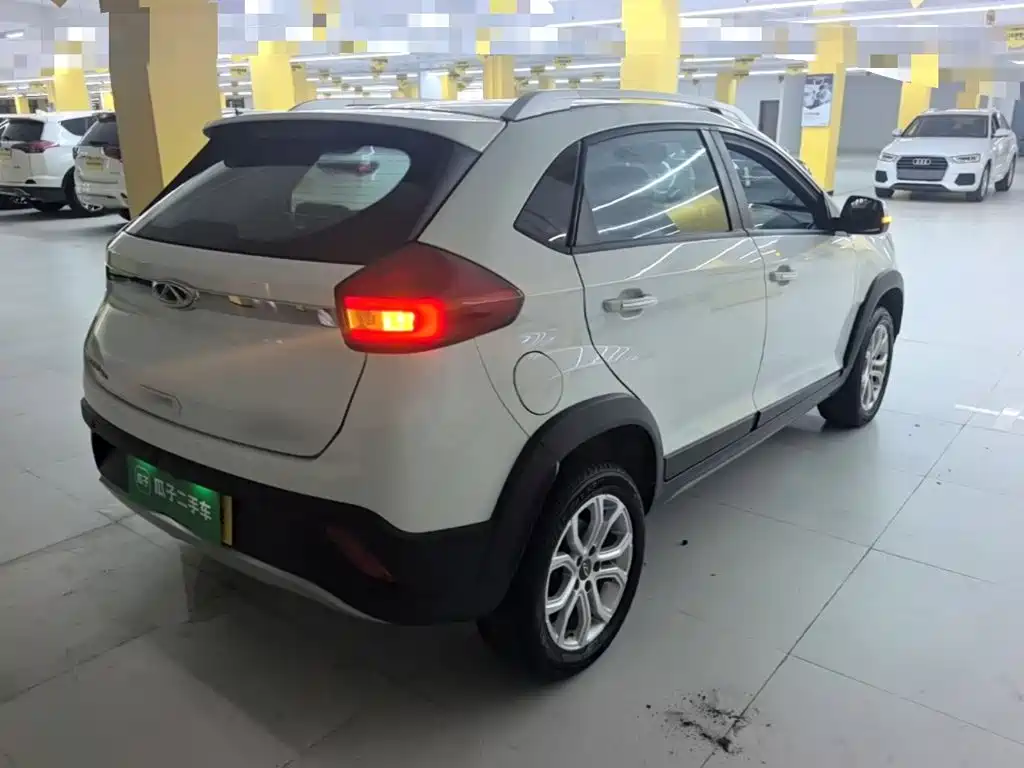 Chery Tiggo 3x — фото 7