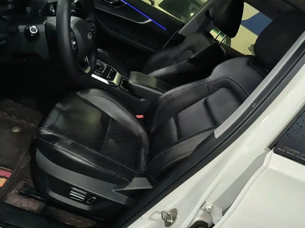 Chery Tiggo 8 — фото 15