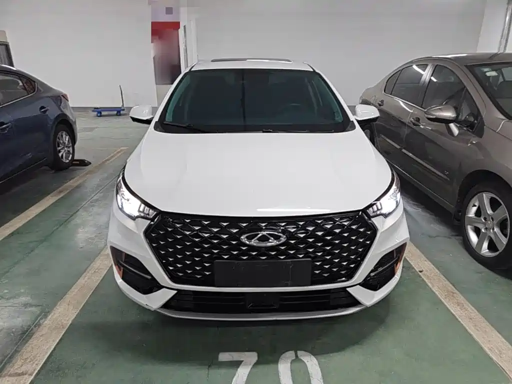 Chery Arrizo 5 PLUS — фото 3