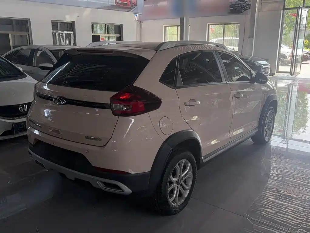Chery Tiggo 3x — фото 9