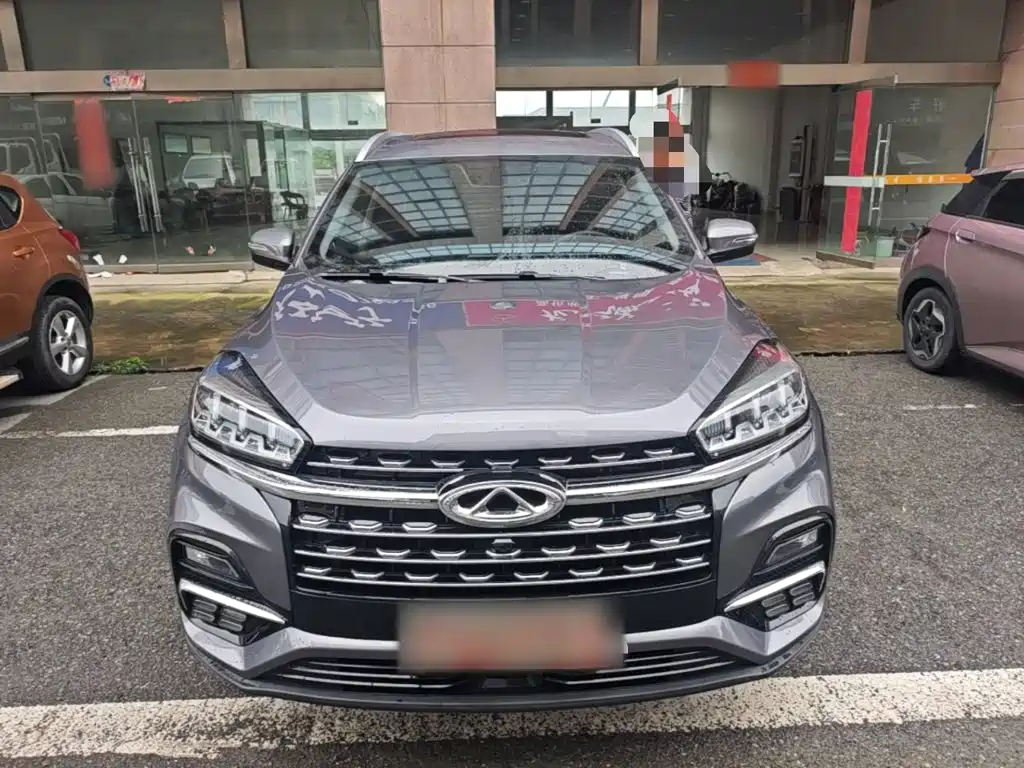 Chery Tiggo 8 — фото 3
