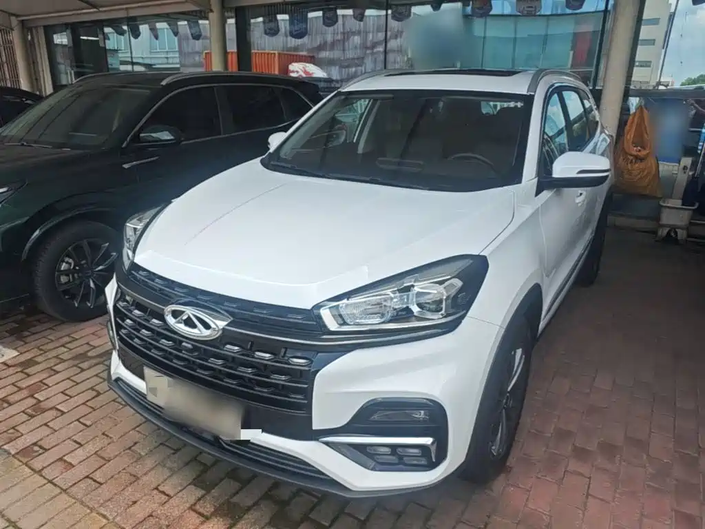 Chery Tiggo 8 — фото 2