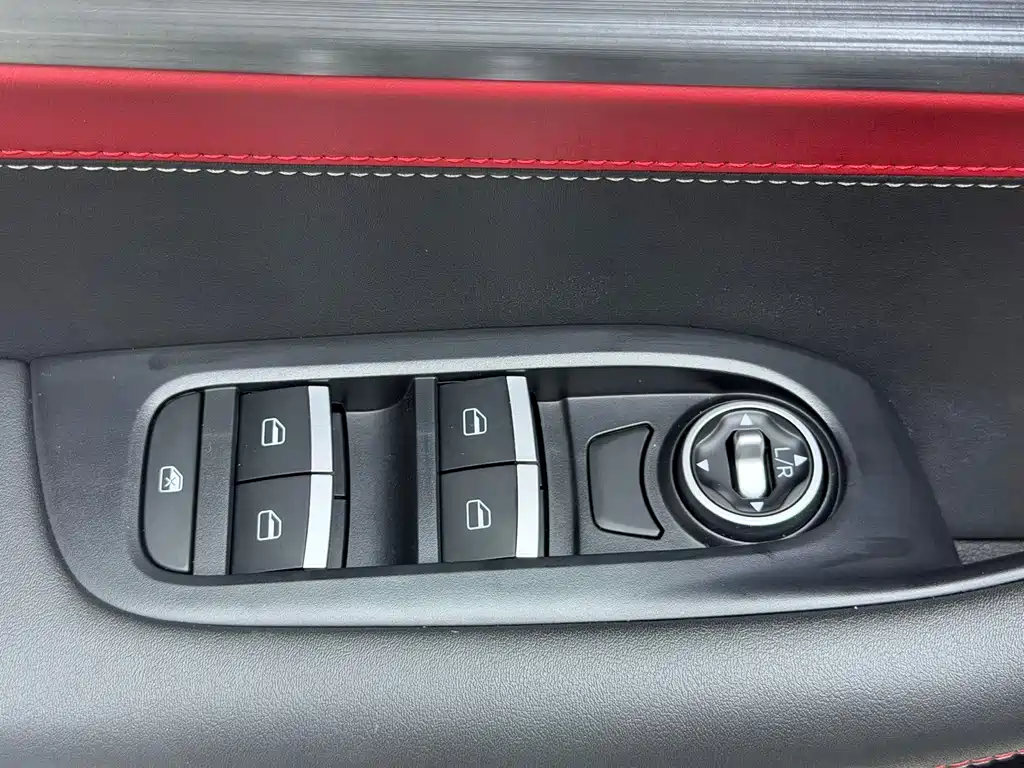 Chery Tiggo 7 — фото 7