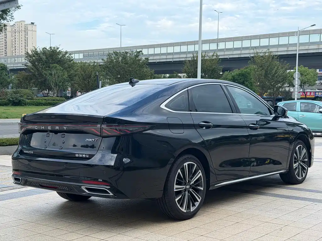Chery Arrizo 8 PRO — фото 4