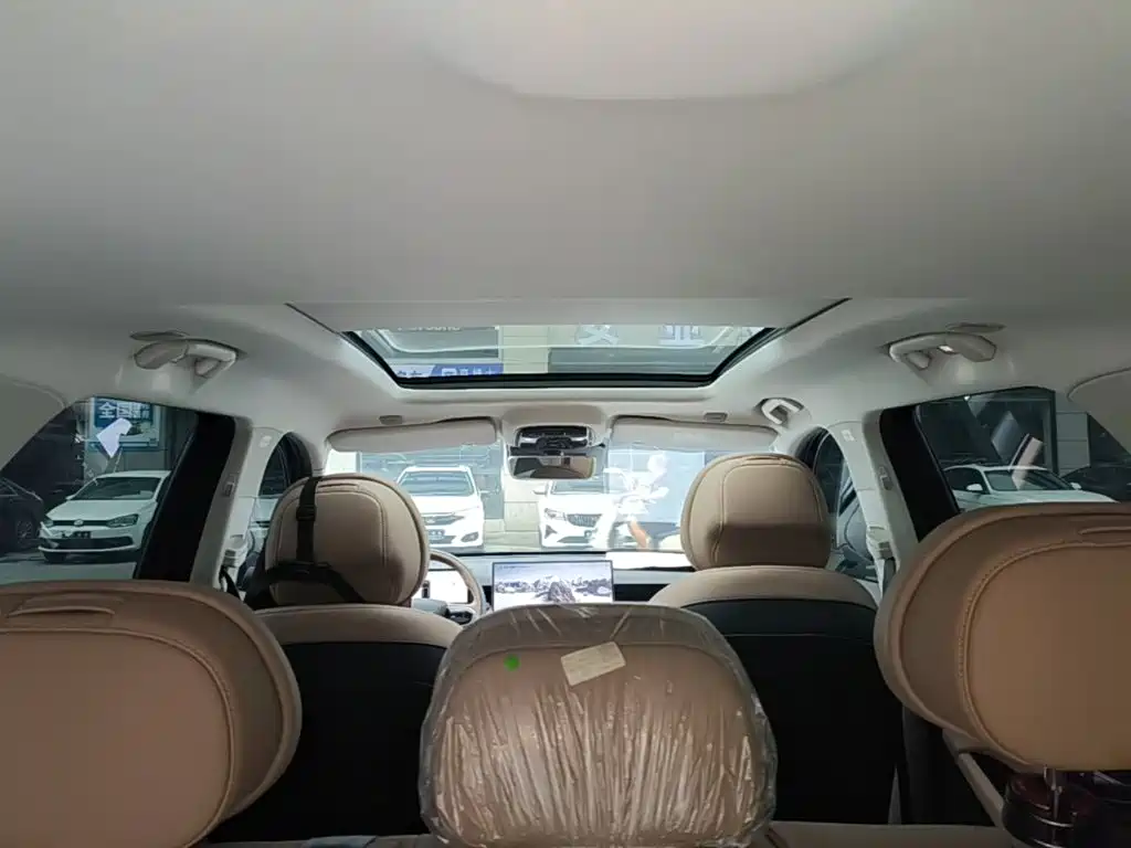 Chery Tiggo 8L — фото 18