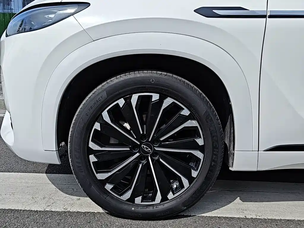 Chery Tiggo 9 — фото 4