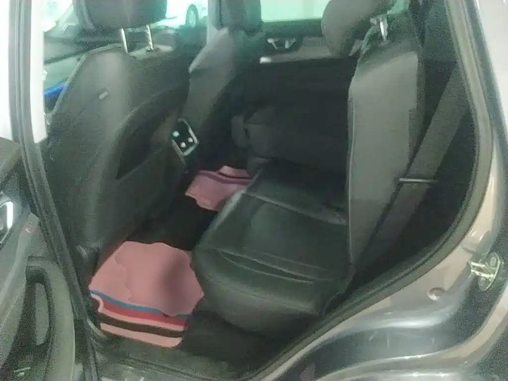 Chery Tiggo 8 — фото 17